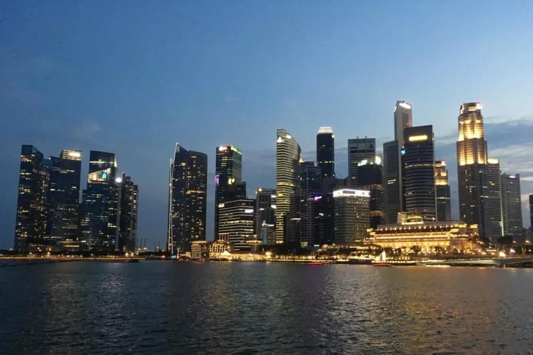 日落时分的Marina Bay